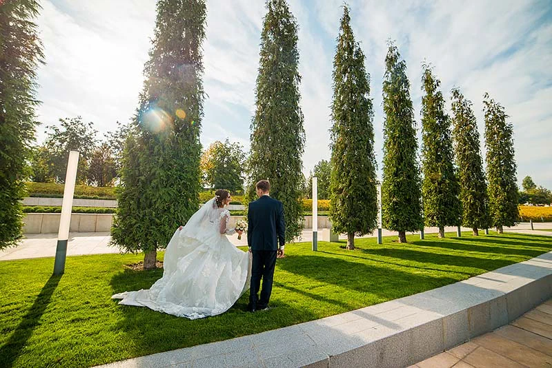 Фотосессия свадьбы на территории парка Галицкого
